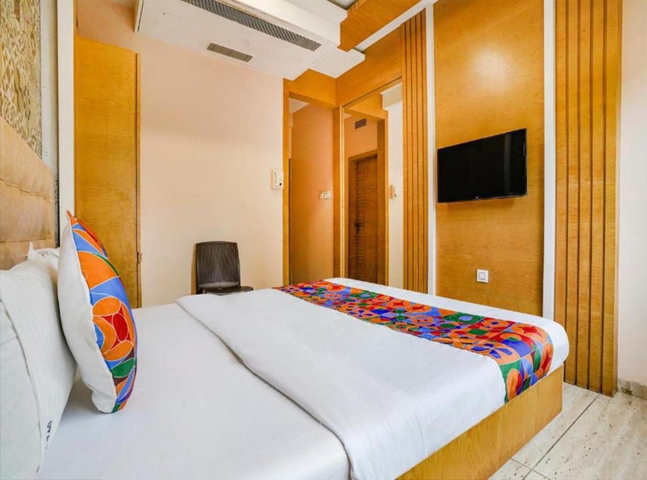 Hotel Vijaydeep Palace Near Delhi Airport ニューデリー エクステリア 写真